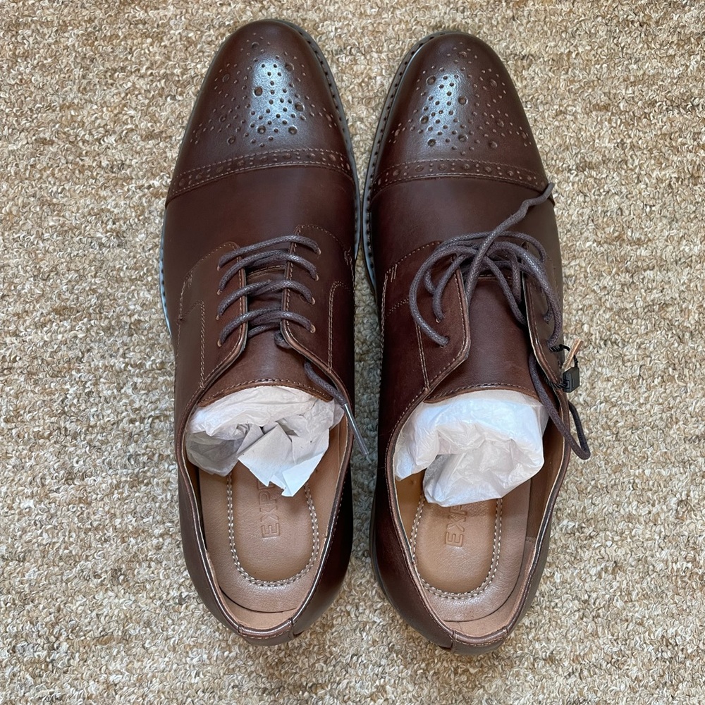 Beautiful Oxford Formal Shoes. Genuine leather. Never worn.